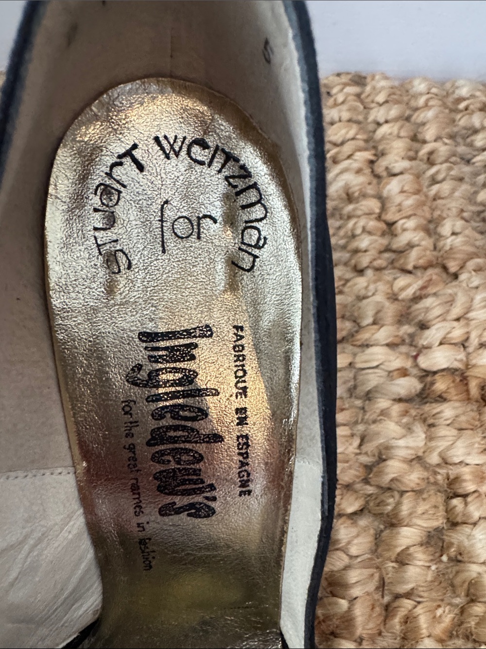 Vintage Stuart Weitzman Ingledew’s Black Mesh Pumps Size 5 - Picture 5 of 11